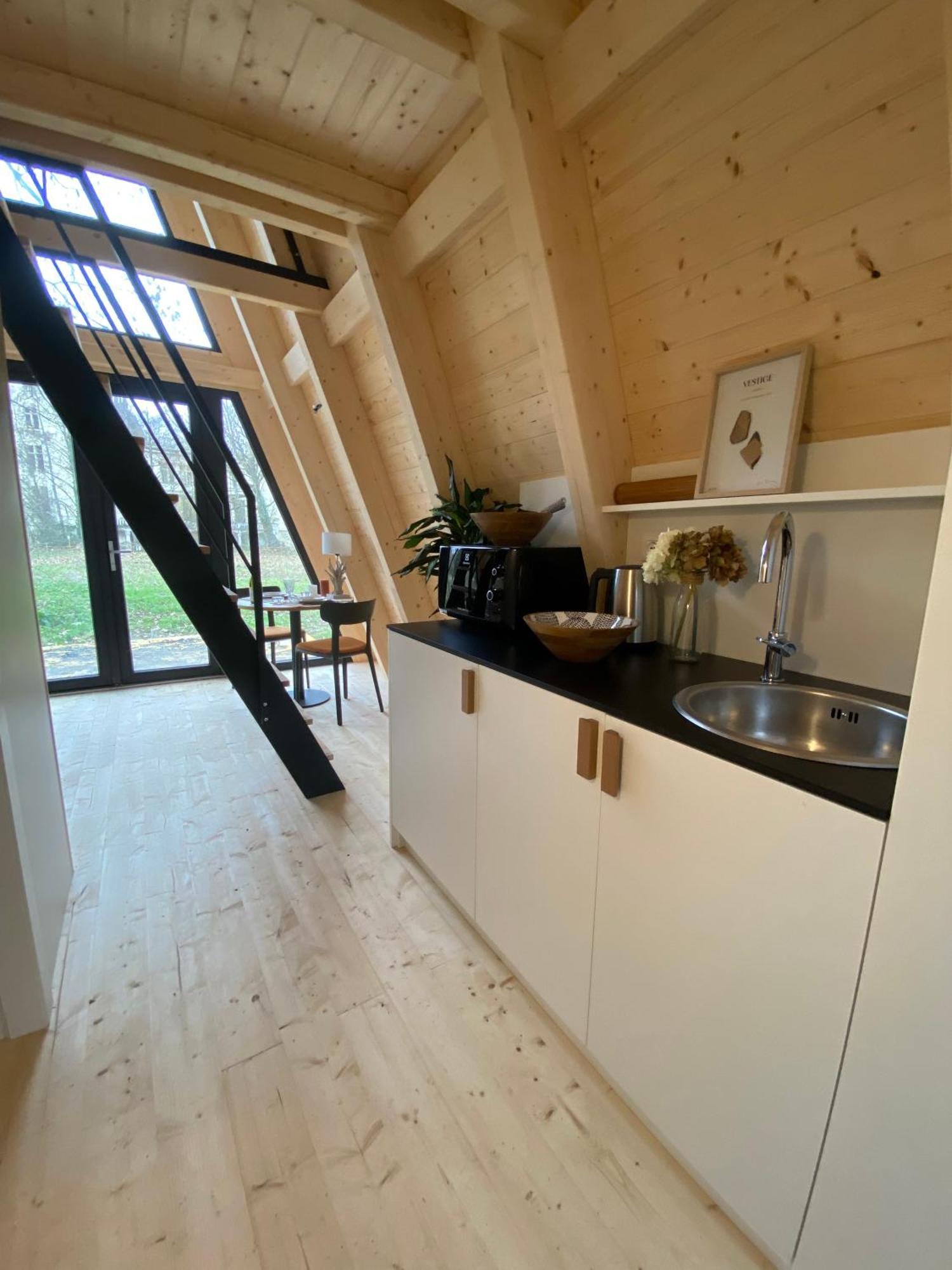 Ecolodges De Reve Dans Un Chateau De Conte De Fees Les-Trois-Moutiers المظهر الخارجي الصورة