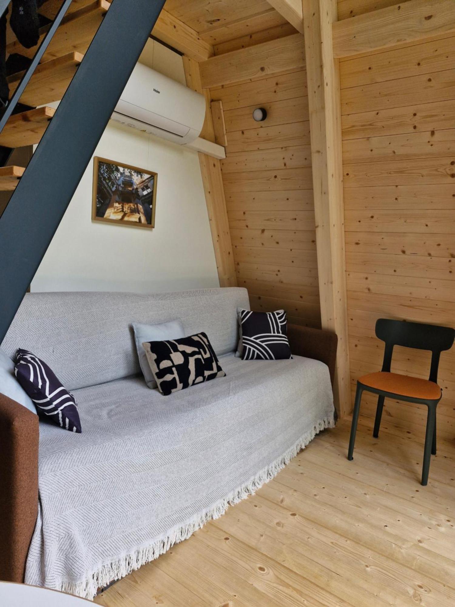 Ecolodges De Reve Dans Un Chateau De Conte De Fees Les-Trois-Moutiers الغرفة الصورة