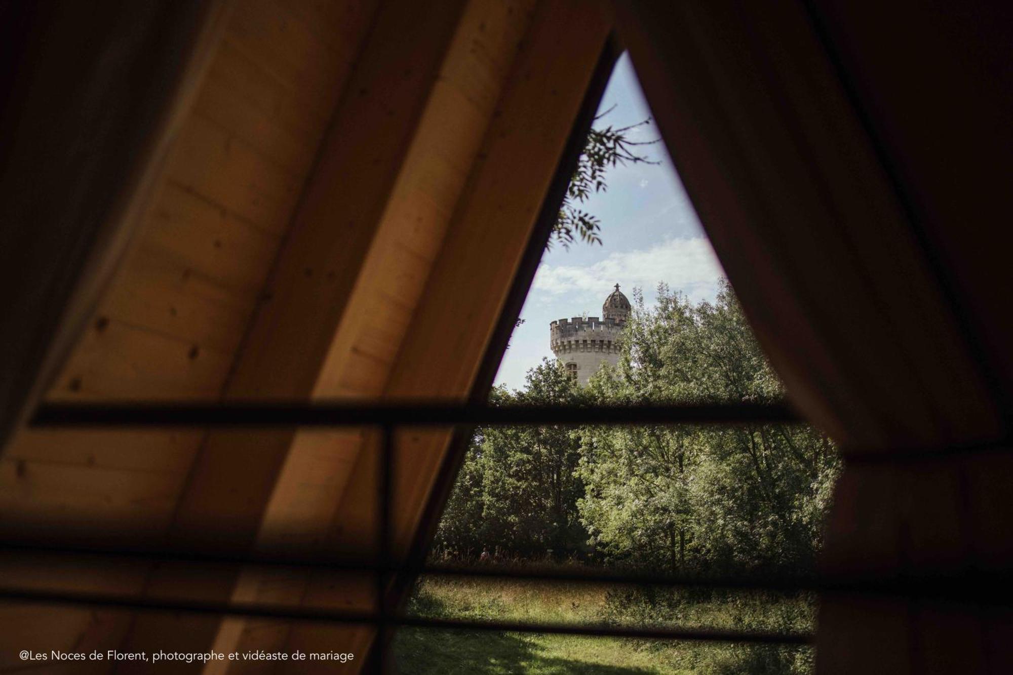 Ecolodges De Reve Dans Un Chateau De Conte De Fees Les-Trois-Moutiers المظهر الخارجي الصورة